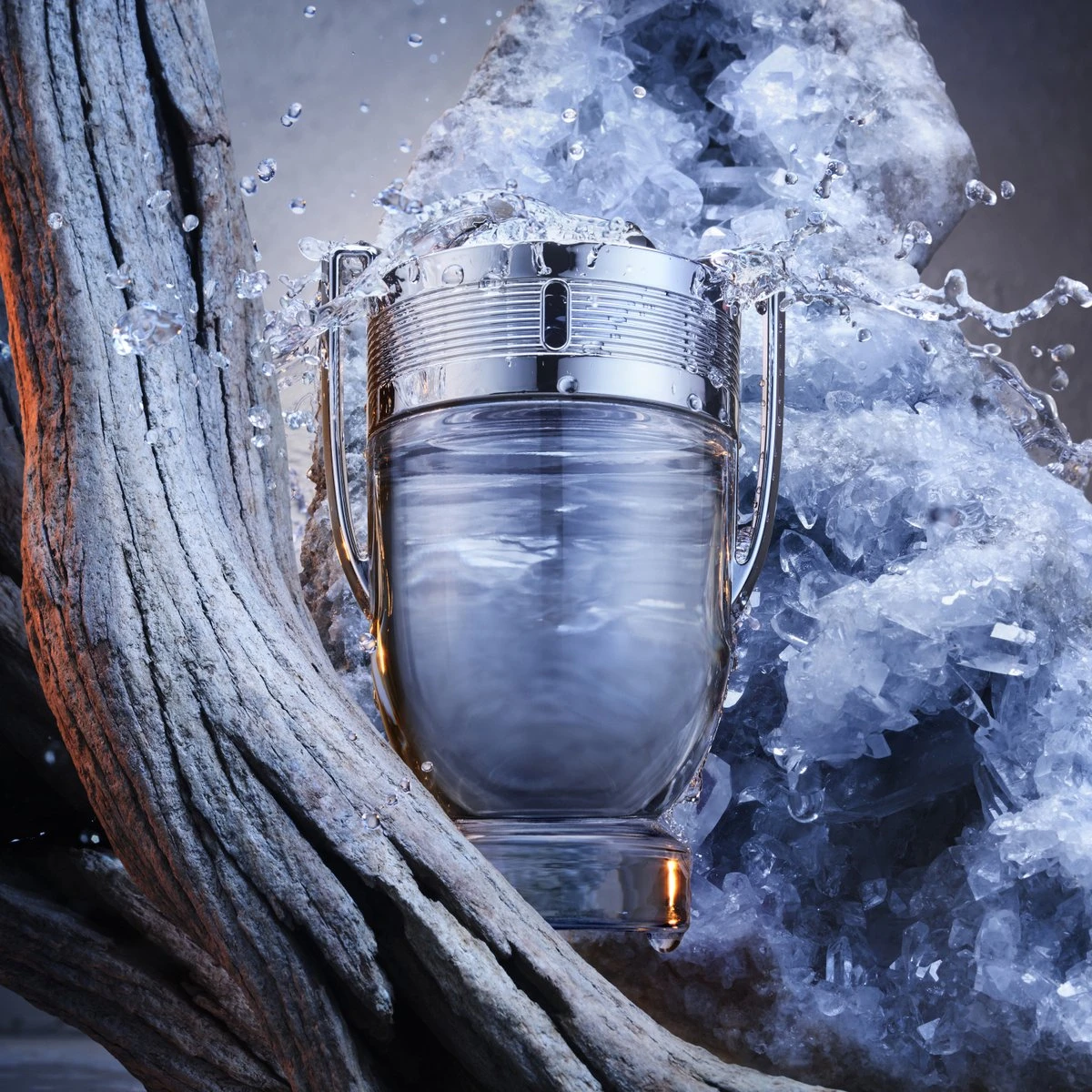 Paco Rabanne Invictus 200 Ml - Eau De Toilette - Herenparfum 8 Paco Rabanne Invictus 200 Ml - Eau De Toilette - Herenparfum - Afbeelding 8