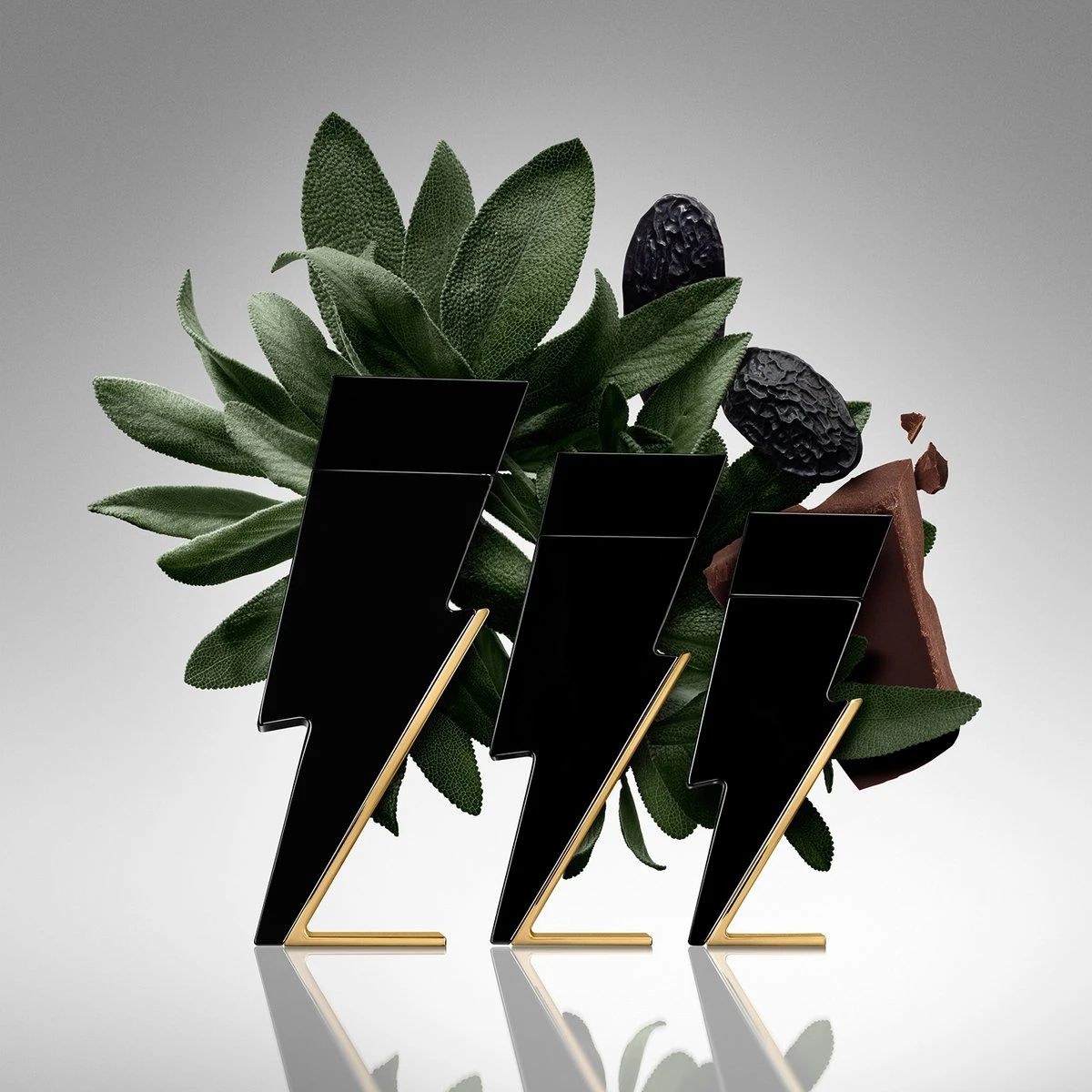 Carolina Herrera - Bad Boy - 100ml - Eau De Toilette - Herenparfum 6 Carolina Herrera - Bad Boy - 100ml - Eau De Toilette - Herenparfum - Afbeelding 6