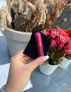 Parfum2go® Essentials 5 Ml Parfumverstuivers 13 Kleuren. Zilver 8 Parfum2go® Essentials 5 Ml Parfumverstuivers 13 Kleuren. Zilver -Beroemde Parfum Winkel 922x1200 7